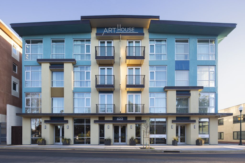Discount Code for Art House Hotel in Santa Rosa
